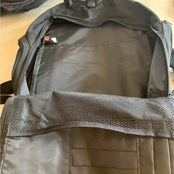 Checkmate Backpack Laptop Security Backpack NEW - Picture 4 of 6